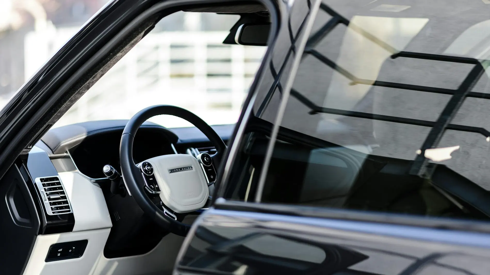 La Esencia de la Reparación de Lunas: Calidad, Seguridad y Durabilidad