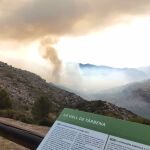 Incendios.- La evolución del incendio de Tàrbena es "favorable" y ya no hay llama en el perímetro