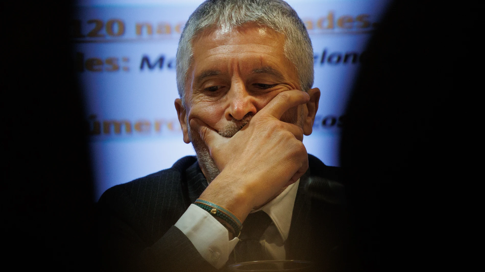 El ministro del Interior, Fernando Grande-Marlaska, preside un encuentro con familiares de personas desaparecidas, así como con representantes de las distintas asociaciones y fundaciones que operan en el sector, en el Centro Nacional de Desaparecidos, a 16 de abril de 2024, en Madrid (España). Durante el acto, también han participado representantes de las distintas asociaciones y fundaciones que operan en el sector y han dado a conocer los hitos del Informe Anual de Personas Desaparecidas cor...