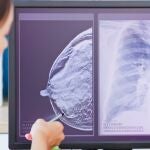 Mujer con cáncer renuncia a quimioterapia para dar a luz, fallece a los 33 años