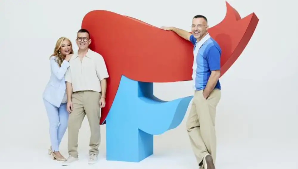 Belén Esteban junto a Adrián Madrid y Óscar Cornejo
