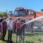 La Unidad Militar de Emergencias (UME) visita el Colegio San Agustín de Valladolid