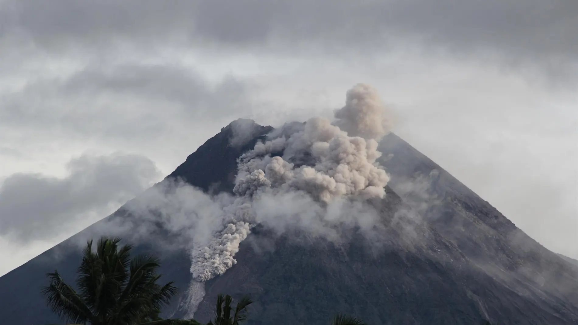Imagen de archivo de un volcán de Indonesia