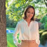 Isabel Preysler con look elegante.