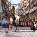 La Trilogía Festera se celebra este fin de semana en Alcoy, Alicante.