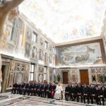 El papa recibió a los seminaristas de Sevilla y les pidió ser sacerdotes cabales