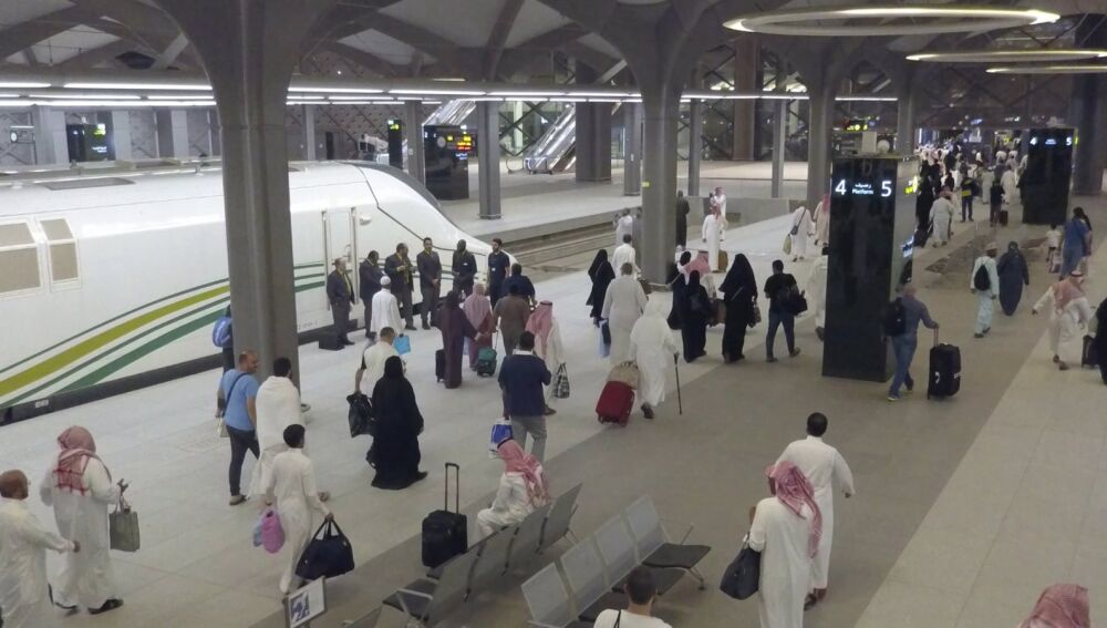 Economía.- Los servicios de alta velocidad de la línea La Meca-Medina superan el millón de viajeros durante el ramadán