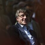 El expresidente de la Generalitat y candidato de Junts para las elecciones catalanas del 12 de mayo, Carles Puigdemont, acude al acto político de JxCat celebrado este sábado en Els Banys i Palaldà (Francia). 