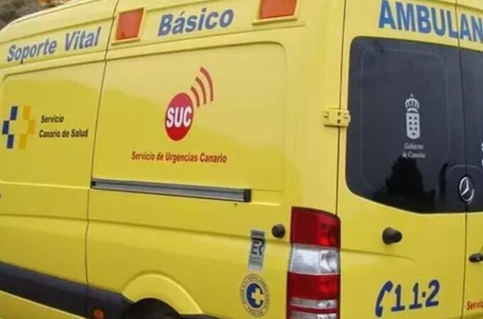  Ambulancia del Servicio de Urgencias Canario (SUC)