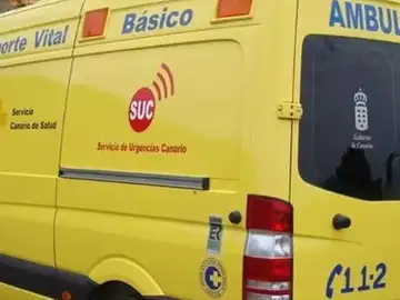 Ambulancia del Servicio de Urgencias Canario (SUC) Ambulancia del Servicio de Urgencias Canario (SUC)