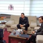 El delegado del Gobierno, Nicanor Sen, se reúne con el director general de Fundos, José María Viejo, y el director de Cultura y Patrimonio de la entidad, Raúl Fernández Sobrino