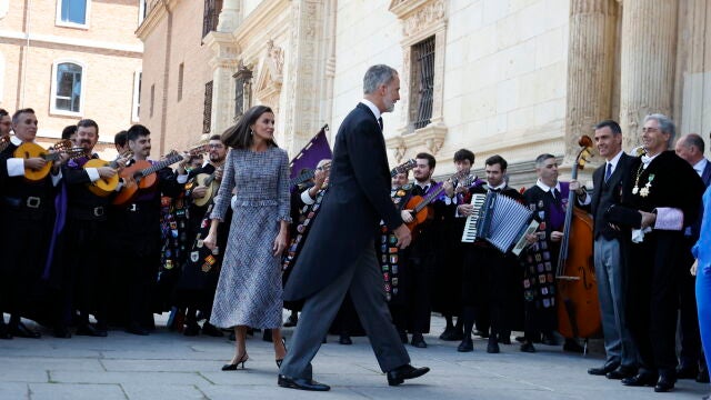 Los Reyes entregran el Premio de Literatura en Lengua Castellana “Miguel de Cervantes” 2023 al escritor español Luis Mateo Díez
