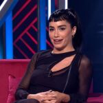 Lali Espósito en el plató de 'Martínez y Hermanos'