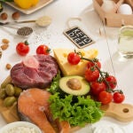 La famosa dieta keto, relacionada con mejoras en alzhéimer y mejores niveles de colesterol