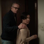Loa actores caracterizados como Rosario y Alfonso