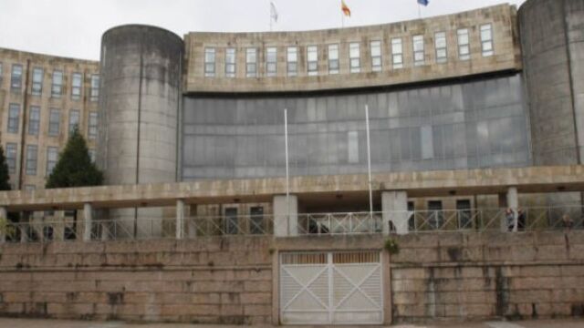 La sección sexta de la Audiencia Provincial de A Coruña, con sede en Santiago de Compostela.