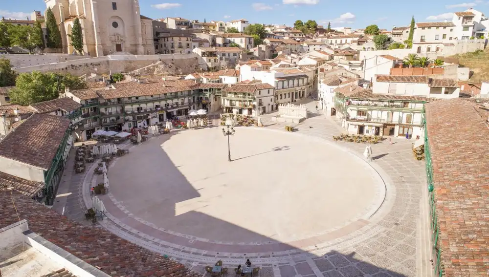 Panorámica de la plaza Mayor de Chinchón