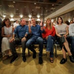 Juan Espadas, Pedro Sánchez y Begoña Gómez, en un acto 