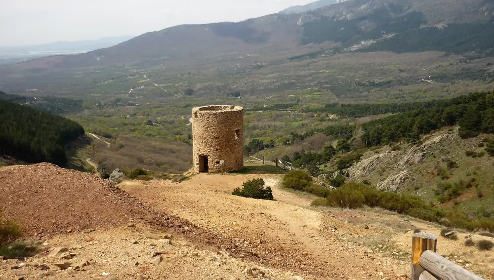 Torre de la Mina de Bustarviejo