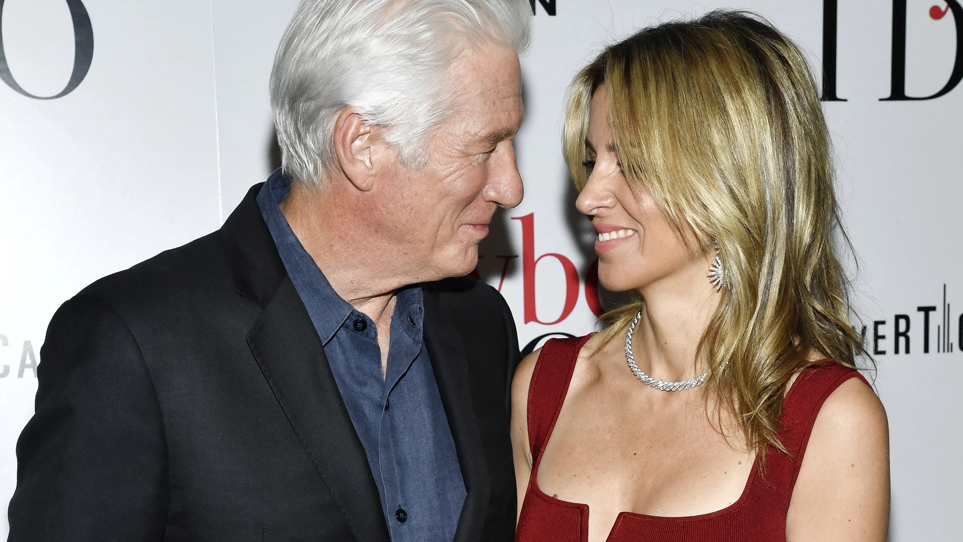 Richard Gere, left, and wife Alejandra Silv