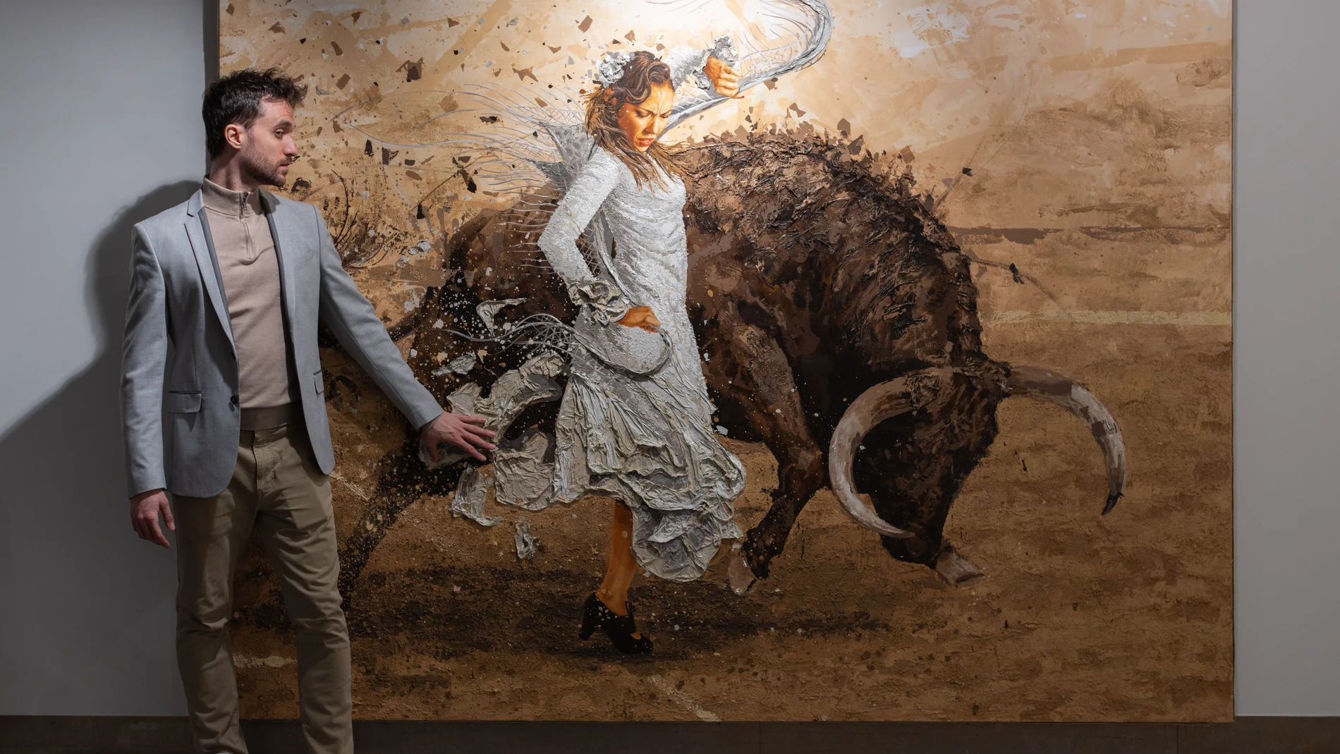 Alberto Rodríguez Serrano inaugura la exposición “Ars Gratia Artis” en las Ventas. @Gonzalo Pérez Mata