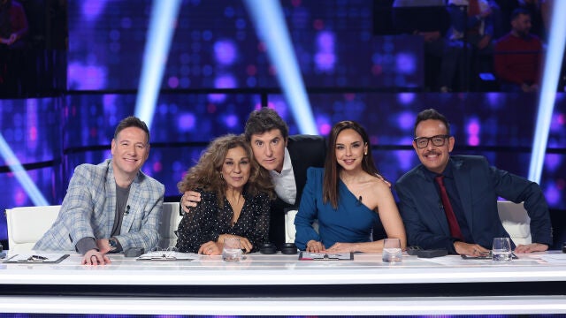 Rosalía, John Travolta, Harry Styles, Estopa... esta noche, en una nueva gala de "Tu cara me suena"