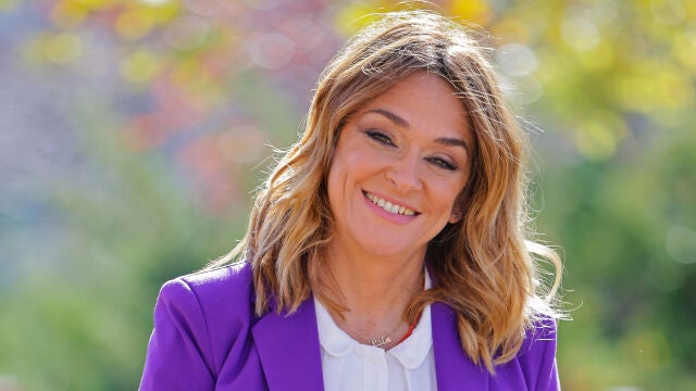 La presentadora y escritora, To&ntilde;i Moreno