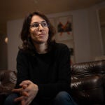 Eva Baltasar: «El sistema va de escupir a los demás»