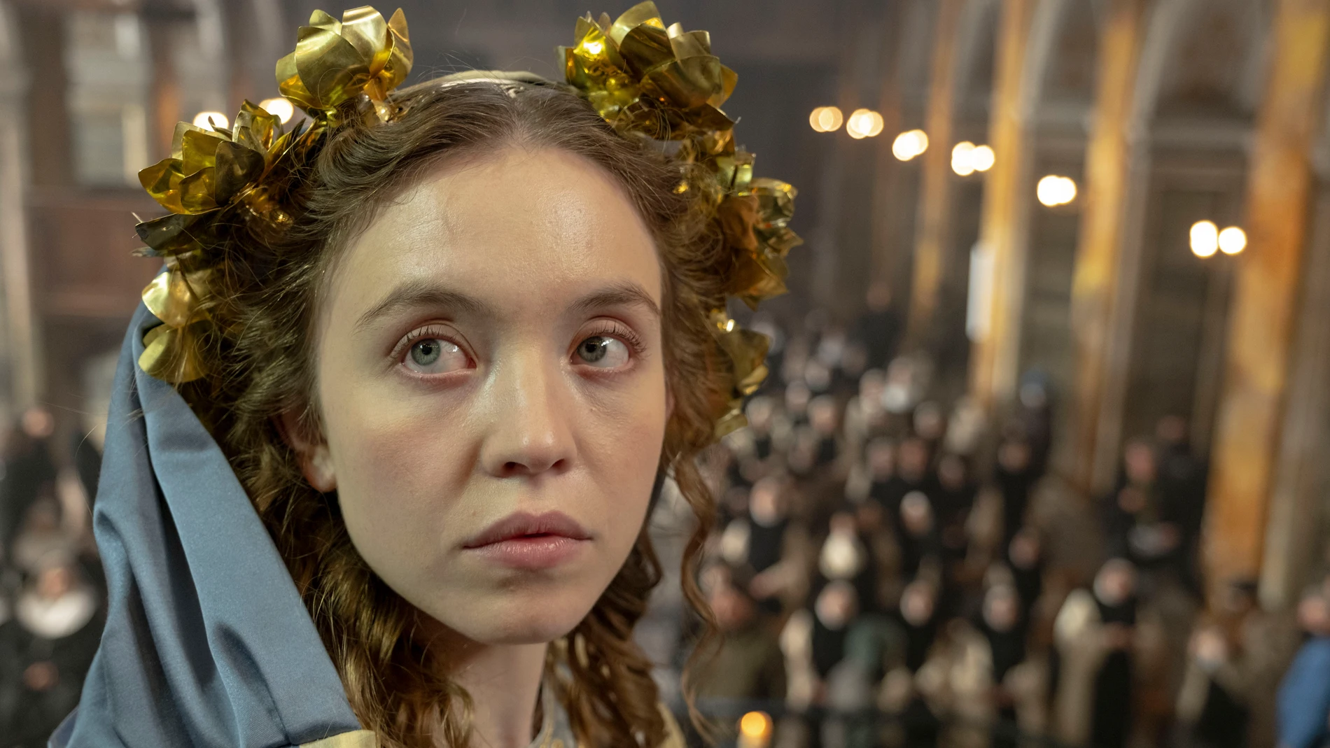 MADRID, 30/04/2024.- Fotograma de la película 'Immaculated'. Aupada al estrellato por la serie 'Euphoria', Sydney Sweeney protagoniza y produce este filme de terror religioso que cuenta con el español Álvaro Morte en el papel del siniestro Padre Tedeschi. Dirigida por Michael Mohan, 'Immaculate' está ambientada en un convento en la campiña italiana, al que llega Cecilia, una joven estadounidense que ingresa como novicia; un día descubre que está embarazada y lo que parecía un milagro resulta ...