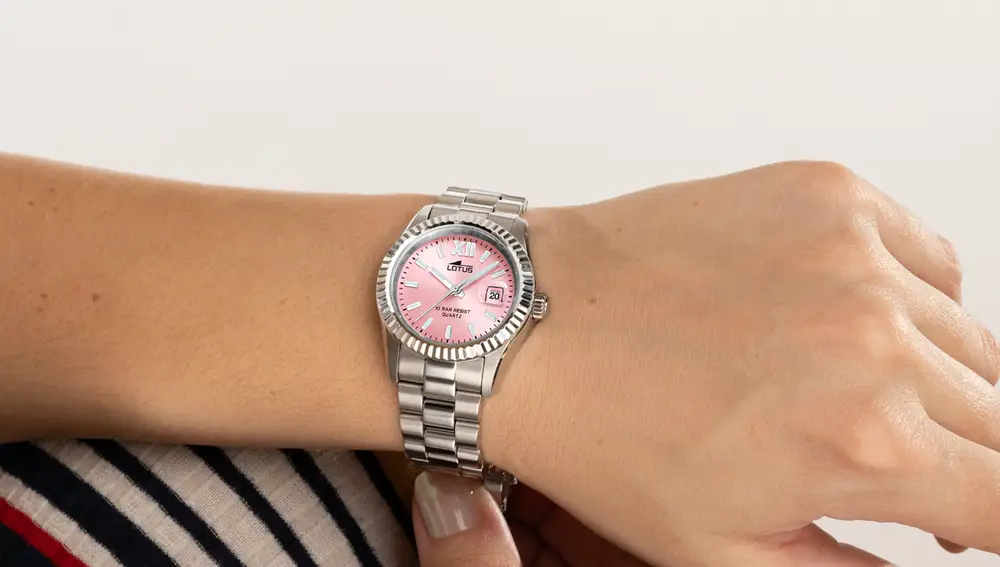 Reloj Lotus