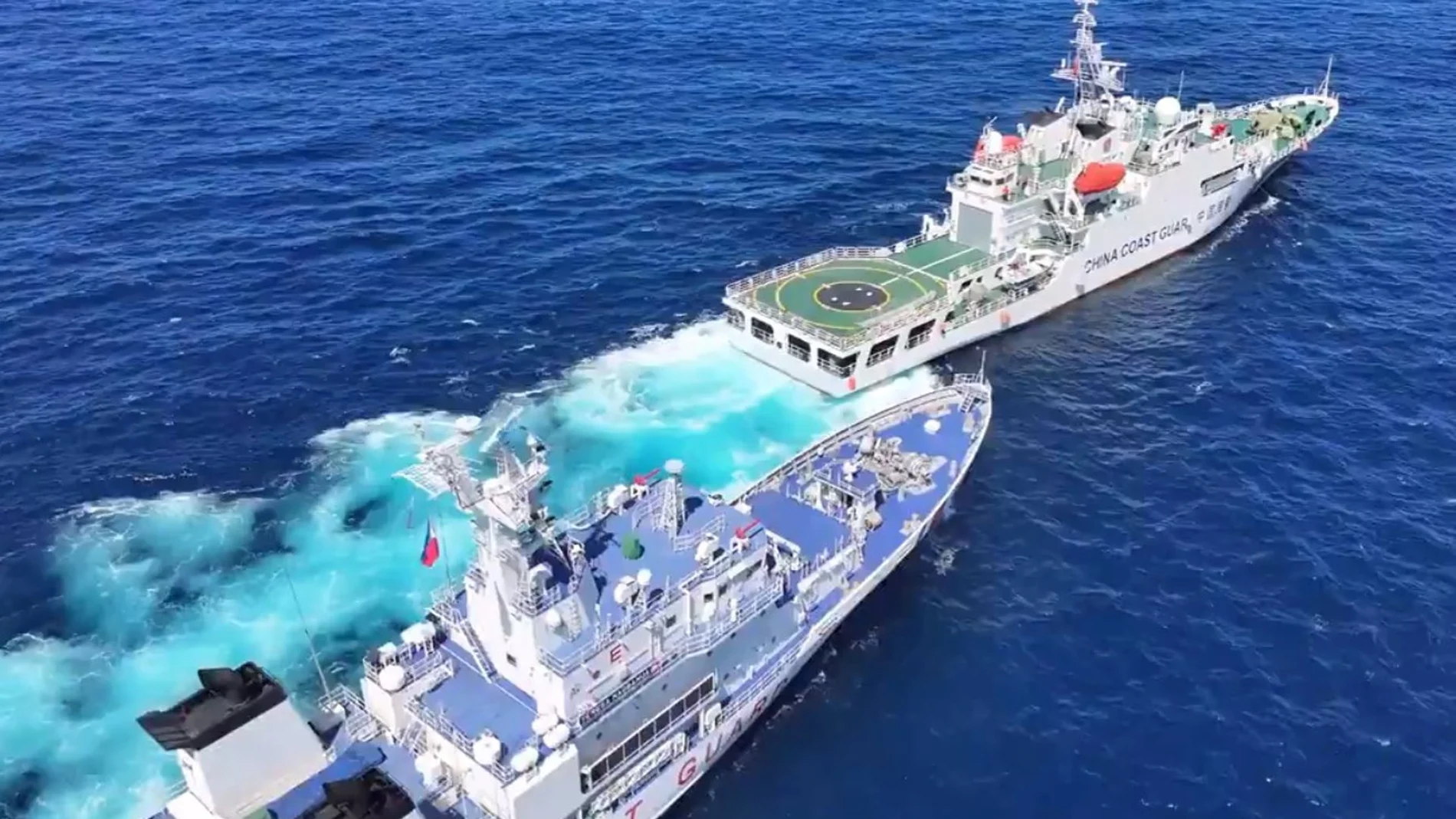 Filipinas acusa a China de dañar un buque con el uso de cañones de agua en el mar de China Meridional, en una foto de archivo