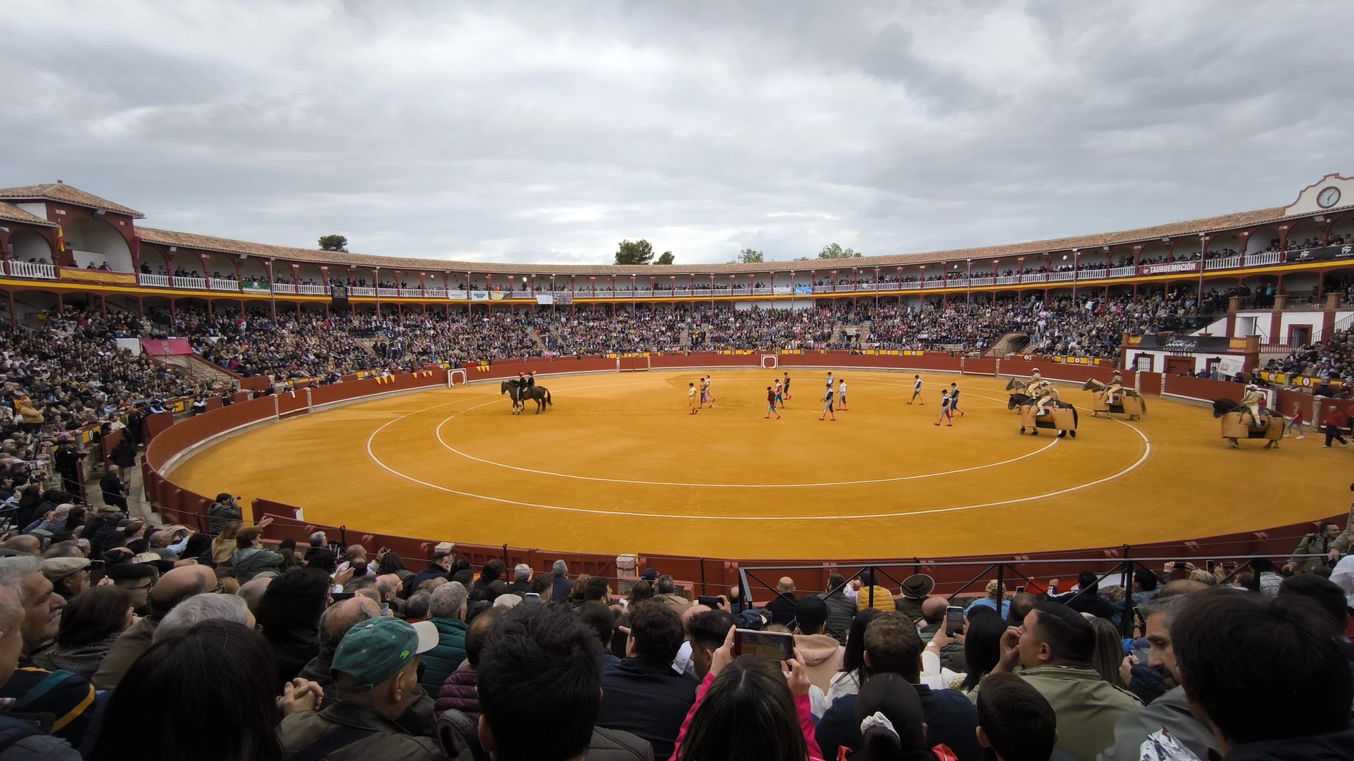 Fotonoticia. La Plaza De Toros De Ciudad Real Reabrió Sus Puertas En Una Tarde De Lleno En Los Tendidos AYUNTAMIENTO DE CIUDAD REAL 28/04/2024