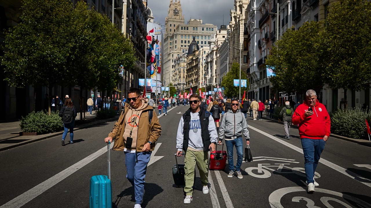 Madrid contraataca en la «guerra» por el alquiler turístico