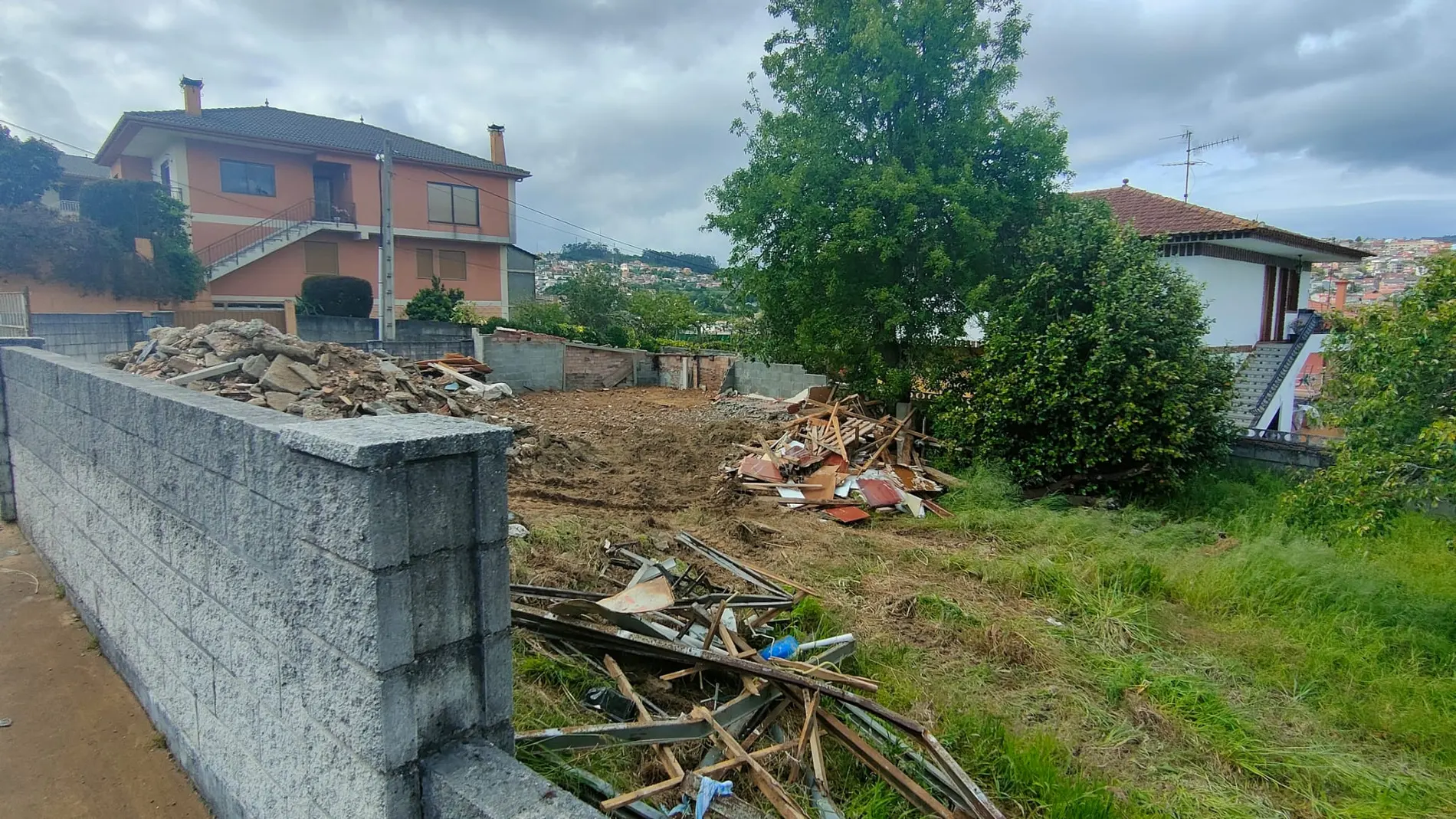 Imagen de la finca tras la demolición.