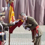 El Rey Felipe durante la jura de bandera