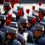Los reyes llegan a la Academia de Zaragoza para la jura de bandera de Felipe VI