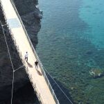 Un paseo por el mayor puente colgante del Mediterráneo español