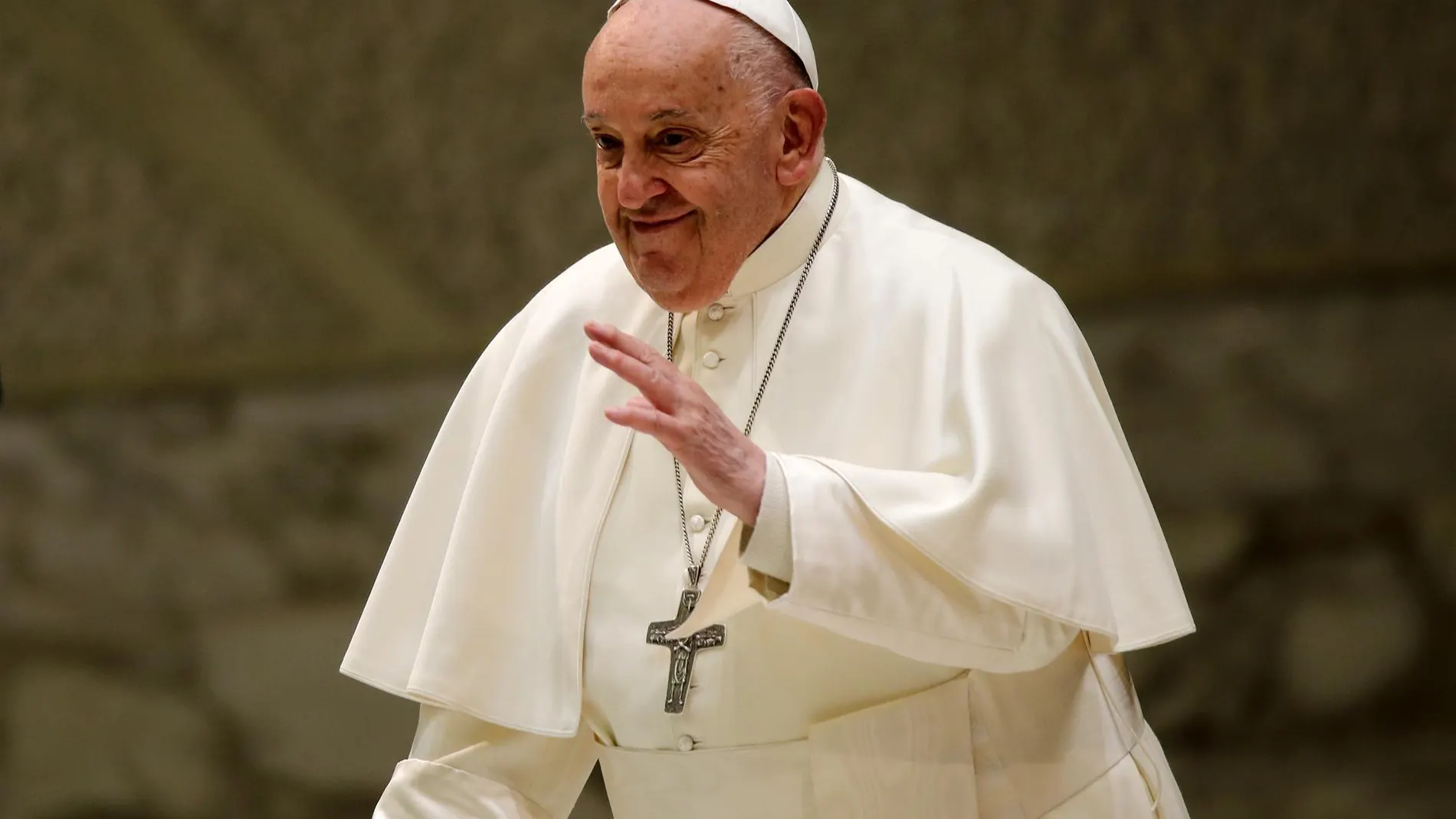 El Papa pide que "el diálogo se refuerce y dé buenos frutos"en Oriente Próximo