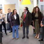 La consejera María González Corral durante su visita al Incibe en León