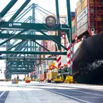 Los fletes de exportación del Puerto de València crecen en abril un 3,14%