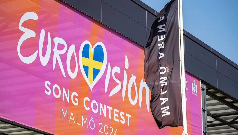 Exteriores del Malmï Arena de Suecia decorados por el Festival de Eurovisión