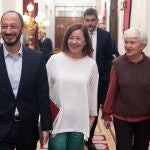 El vicepresidente del Congreso, Alfonso Rodríguez Gómez de Celis; la presidenta de Congreso, Francina Armengol, y la portavoz adjunta del PSOE en el Congreso, Isaura Leal, su llegada a una reunión de la Mesa del Congreso de los Diputados, a 7 de mayo de 2024, en Madrid (España).