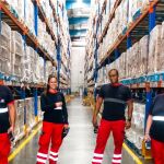 Varios trabajadores de ID Logistics en uno de sus almacenes