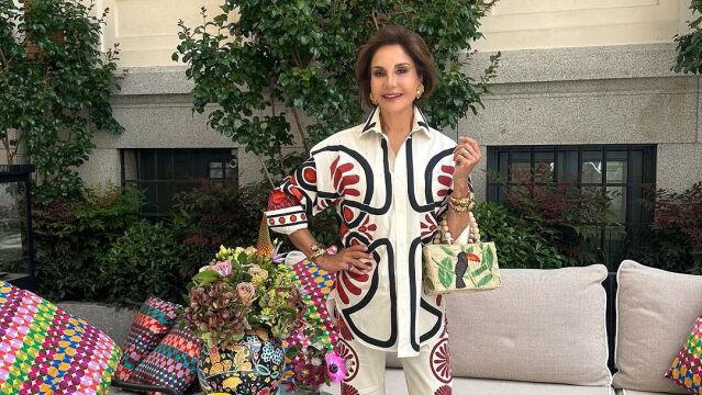Naty Abascal con look bohemio.