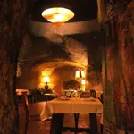 Salón del restaurante "La Cueva del Túnel"
