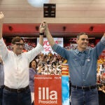 Sánchez acompaña a Salvador Illa en el cierre de campaña del PSC en Barcelona