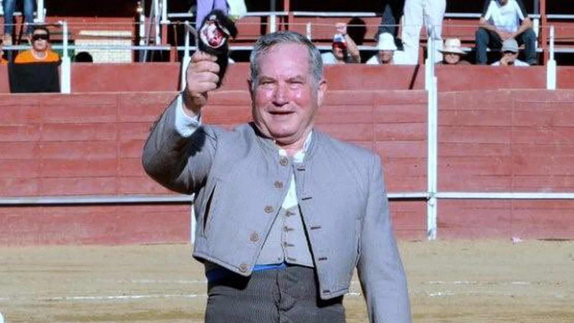 Muere el torero Pedro Giraldo, marido de la fotógrafa neoyorkina Muriel Feiner