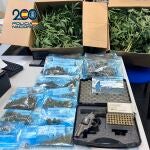 Imagen de los efectos intervenidos durante una de las operaciones