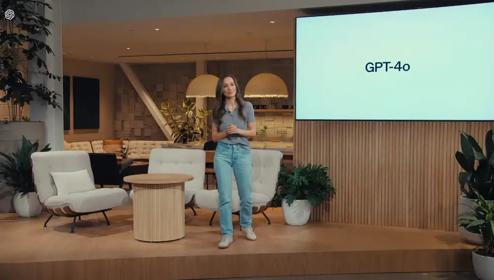 Mira Murati, CTO de OpenAI, durante el anuncio de GPT4o.