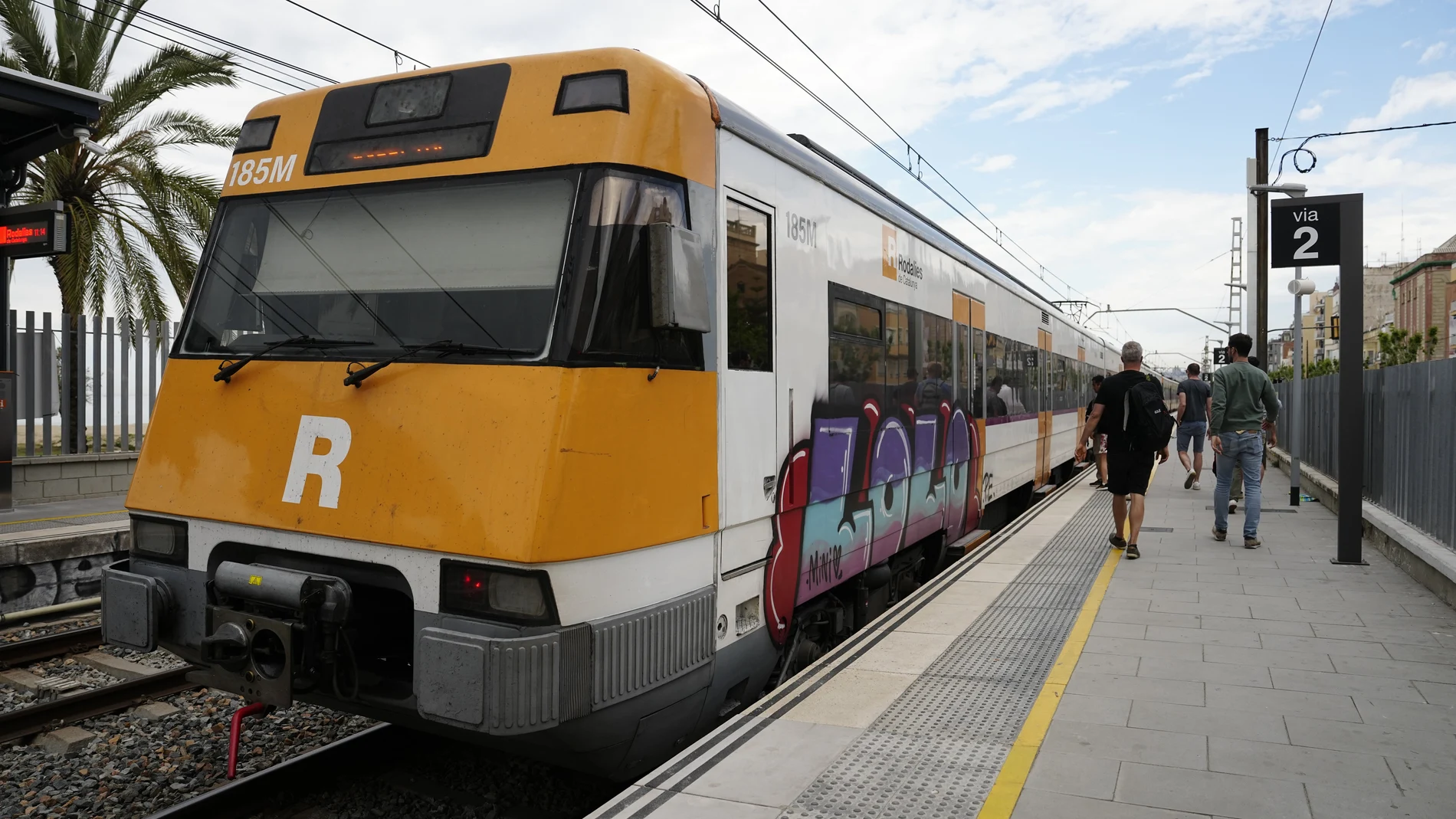 Rodalies tardará horas en normalizarse por la "gravedad" y "dispersión" de los daños